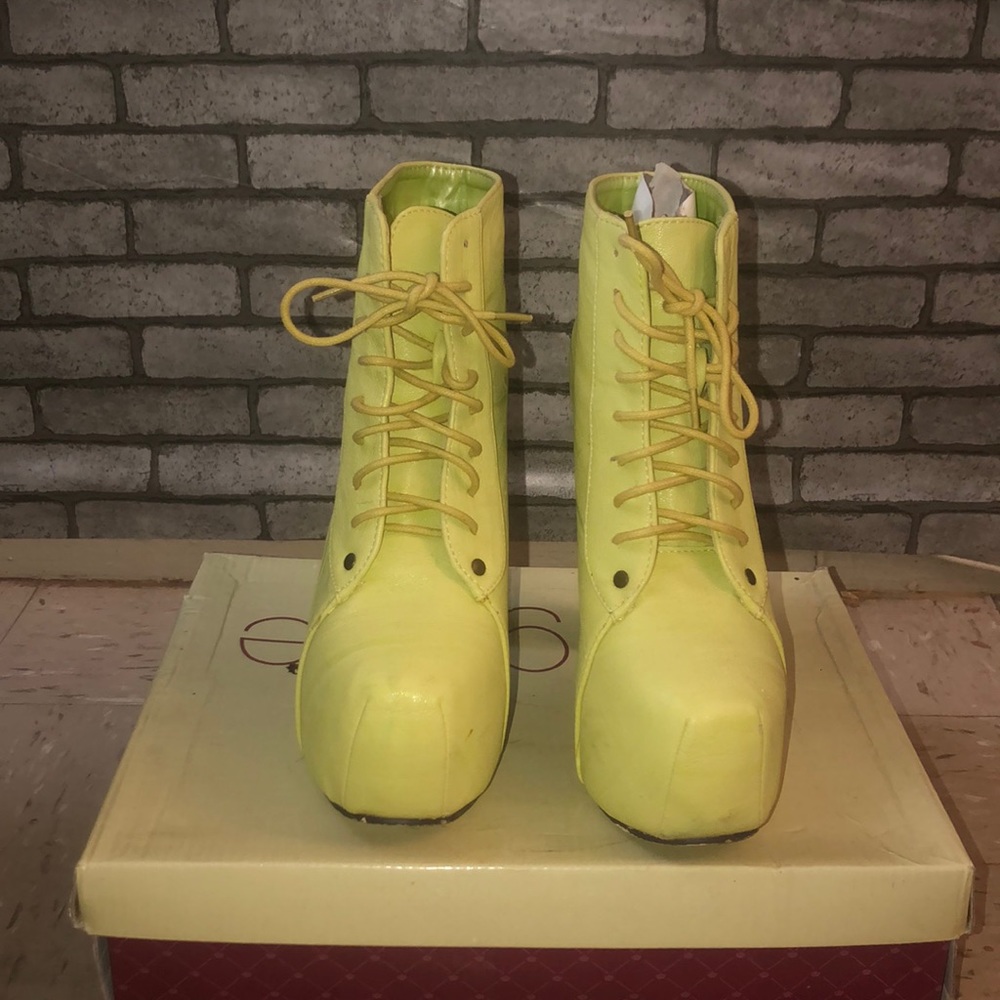 COPY - Boots